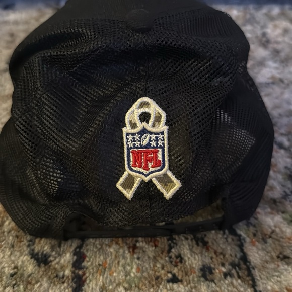 NY Giants Salute to Service Snapback - Picture 3 of 4